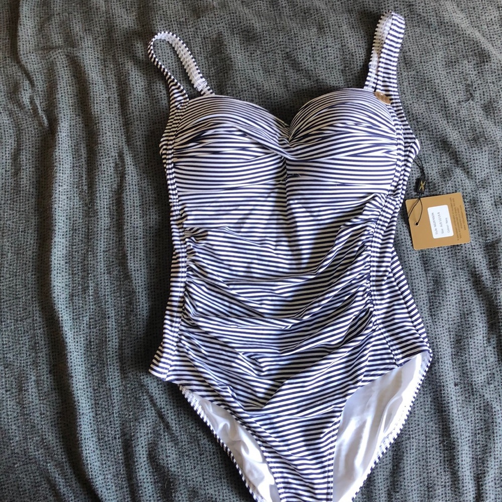 NWT Australian Nip Tuck Swimsuit